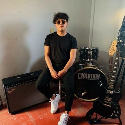 JoeelVasqueez's profile picture. 