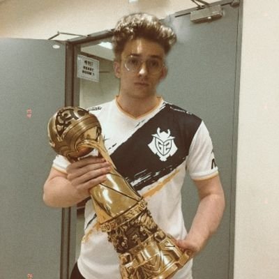 jugador de call of duty
smg slayer/support Teamhoukuo