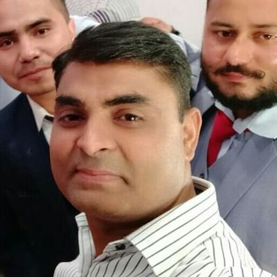 मानवता की भलाई के लिए हर सही कदम का समर्थन तथा हर गलत कदम का विरोध करना ही सच्चे नागरिक का कर्तव्य है ।