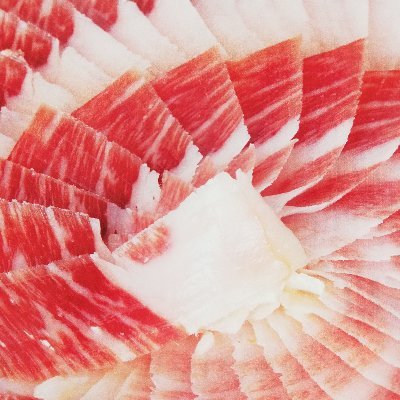 Siamo distributori esclusivi di prosciutti Iberici di altissima qualita'