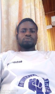 IssifuNsoh's profile picture. A simple, honest and idealistic young Ghanaian who is passionate about humanity and nature. Loves to be loved and enjoys football and Manchester United fan