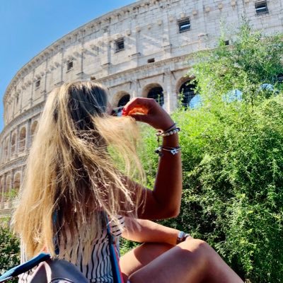 Maguidepa's profile picture. I come back stronger than a 90’s trend