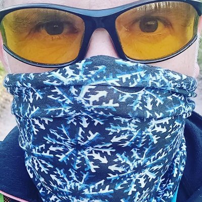 * https://t.co/xkvfrOEMf6 *
Gleicher Jahrgang wie Claudia Schiffer, aber sie ist ein paar Monate älter. Noch am Nachglühen nach dem Burn Out. Urlaubsreif. Immer.