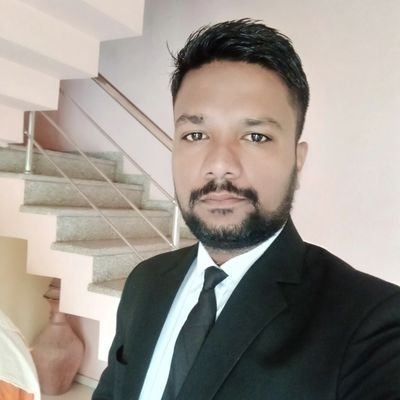 AdvAsfakMalek's profile picture. Colour Don't Seduce Me, 
I'm a Black & White Combination.
Yes, I Fight for The Right,
Because 
I'm in Love With 
Black & White.