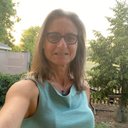 Julia Herz's avatar