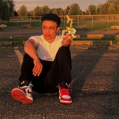 Tropicaljuice20's profile picture. The juice man