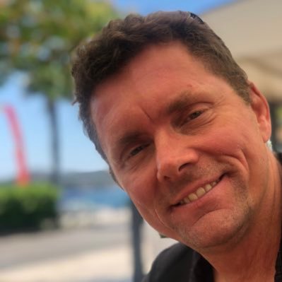 MHes123's profile picture. 