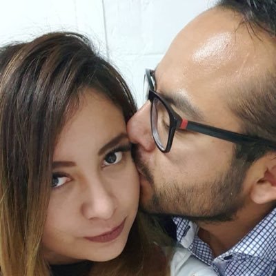 Medico de profesion. Selectivo, Intenso, egocentrico, idealista, enamorado de Yun, fanático de los autos...Madridista y nada mas.