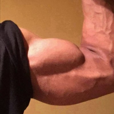 🕴️💼
old school Bodybuilder 💪
American football Player 🏈
Bikers 🏍️
PPL 🛩️