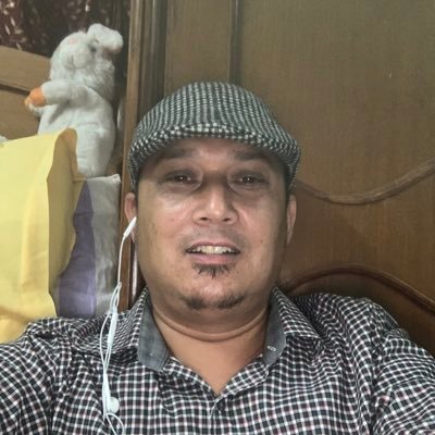 Psychiatrist @ Pokhara Academy of Health Sciences.                                 Vice President NMA central .  Enjoy Twitter have fun.