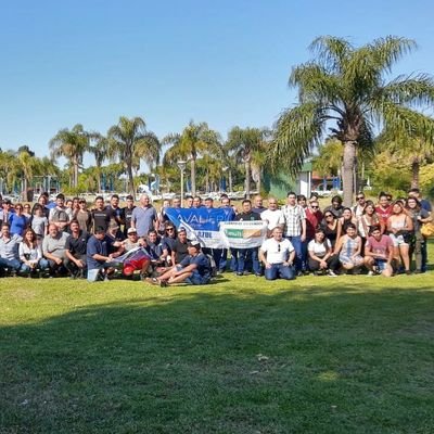 Cam94948115's profile picture. #ComercioMilitante #SoyComercio #SoyAzul) y agregar #juventudSec