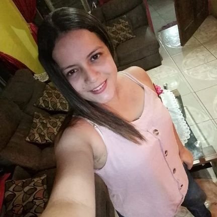 VanessaLumbi's profile picture. 