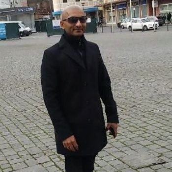 javed_ari's profile picture. 