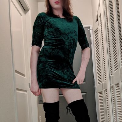 NSFW Model ~ 26 Years Old ~ Lesbian ~ DMs open ~ 🏳️⚧️She/Her
CashApp: $LittleMissMia0
All my links to stuff: https://t.co/mbiQBzgadG