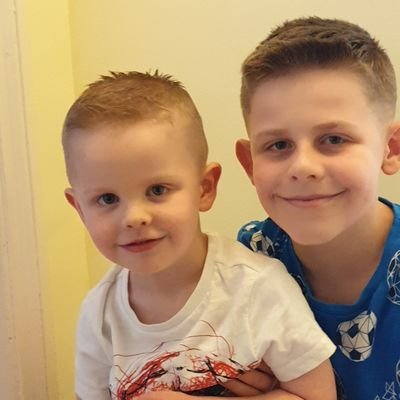 JuliePo10593625's profile picture. 