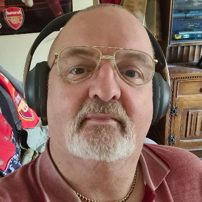 RLSmith216Hawk's profile picture. Happily retired. Enjoy watching Football, F1 Grand Prix, Cricket & Snooker.  Love wildlife, especially birdlife. Reading non-fiction, mainly autobiographies.