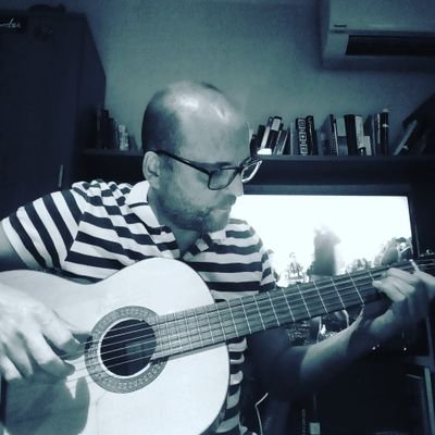 SI BUSCAS RESULTADOS DISTINTOS....NO HAGAS SIEMPRE LO MISMO.