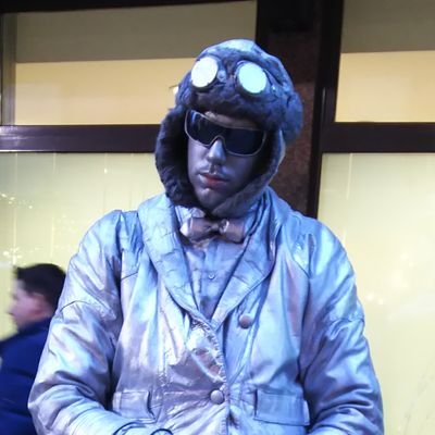 しがない会社員の投資用アカ。
HYIP案件、株、資産形成など。何もやりませんけどね。
今日も飯がうまい。