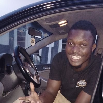 BobDeerock's profile picture. I’m just a boy, standing in front of the world, asking you to follow me😴😴👉👉