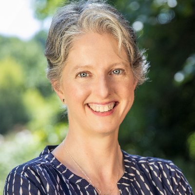 Helping introverted civil servants lead with quiet strengths. Thinking Alliance: thoughtful coaching, training & facilitation. Also 🌿🏃♀️ 📚🎵. (she/her)