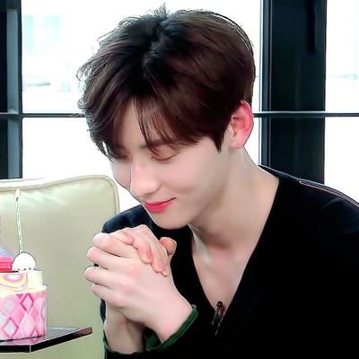 love4loveyou's profile picture. 번복기원러