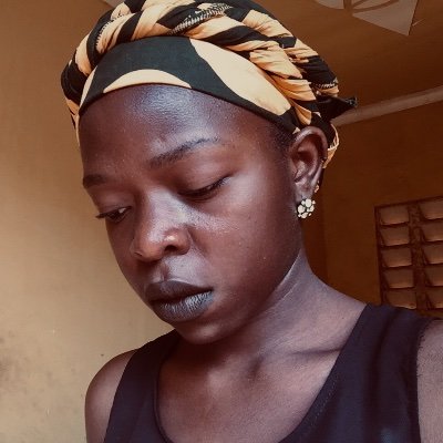 Child of God• Girl with the Kaweke hair•Naturalista•🧘♀️and self care Maniac 😂