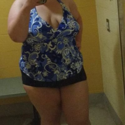 An actual goddess who loves gifts, money, and losers. Don't you DARE slide in my dms without a tribute first cashapp $getpaid5on