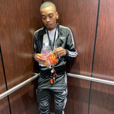 24 , Dope Boy Fresh & I love pretty girls gotta mind state of its own #LongLiveRae #LongLiveDiggs #LLJ #LongLiveDada GMN CFN 🆘 💰👻nap: Jaaay_Suave 👨👦👦