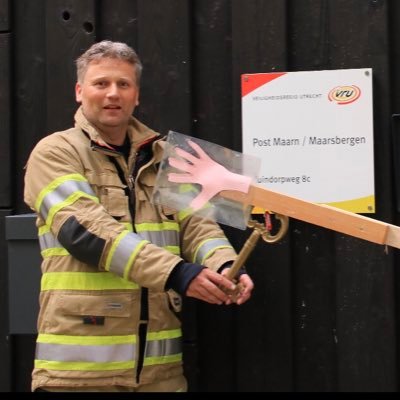 Postcommandant brandweer Maarn-Maarsbergen (Utr)|| Gemeente Utrechtse Heuvelrug || Veiligheidsregio Utrecht || Twittert uitsluitend op persoonlijke titel