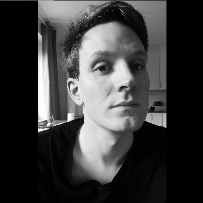 Skrivfel's profile picture. 🏳️‍🌈🎮📷🎧 he/him