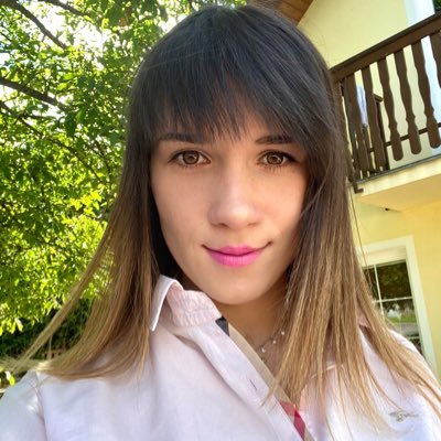 beraiv85's profile picture. ◾️Mercedes fanatik 🐻🏎️ ◾ traveler 🌴✈️🌍 ◾️psychology 📚🧠◾RUN❤️🏃🏻‍♀️◾️ACS 💙💛♥️⚽️◾️ piju a jím dobrý jídlo 🍽🐽 pak cvičím 🏋️‍♀️🧘‍♀️🎀☀️