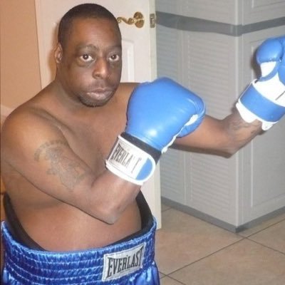 iabuzekids's profile picture. Vultx is a little boy toucher