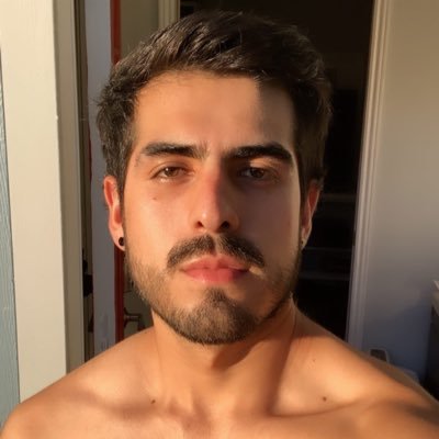 JuanJoViveros's profile picture. [Inserte aquí frase motivacional o su patética profesión]