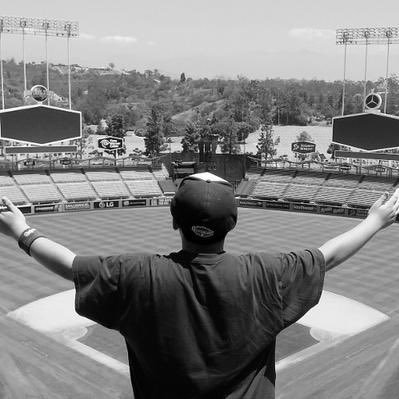 Blogger/content creator for @_AroundDiamond & co host of “ATD Baseball Podcast” | Media member for MLB ⚾️ and NFL 🏈  and LA Kings 🏒