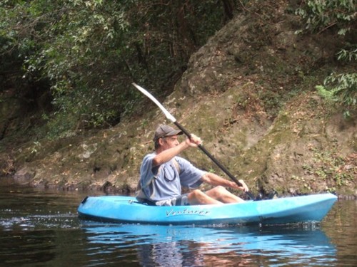 Fun, exiting, back to basics adventure stay
Kayak and bike hire.
Get up close to platypus and willdlife on our twilight kayak.