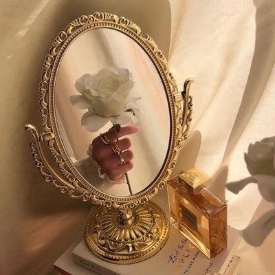 sbai7_'s profile picture. لأن طينتي مُبلله بالحب ، وجهي يُزهر ضاحكاً في جميع فصول الحياة🌱🕊