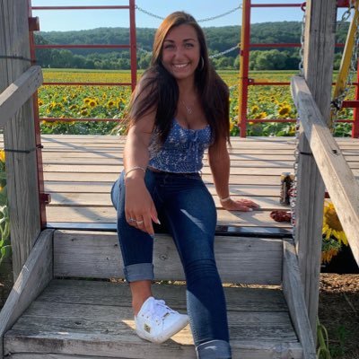 insta: lindsay_ shortman 💙John Curtis💙