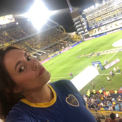 Lic. en Adminstracion UBA Fanatica de CABJ Socia y Plateista Media Sector A CABA mujer , ariana, madre … FELIZ 💙💛💙 IG silvia_diaz___