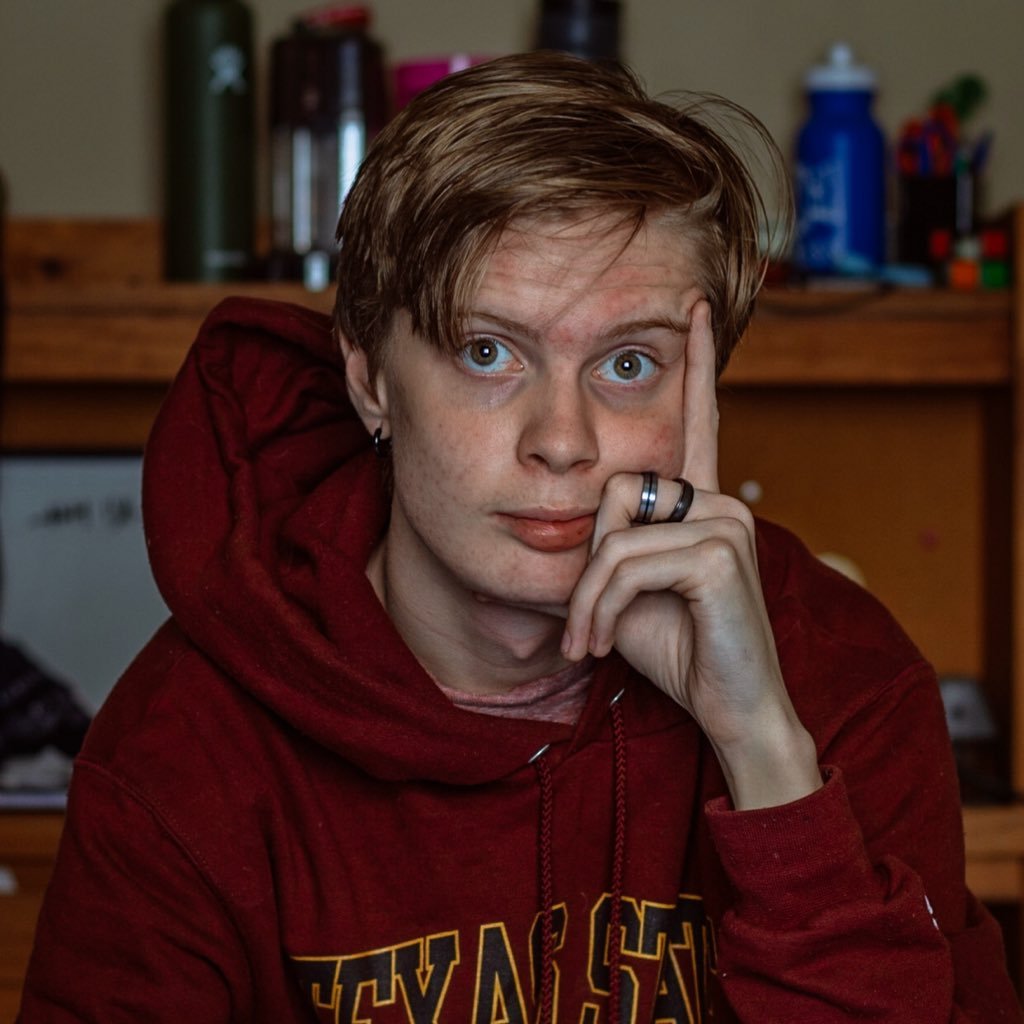 I’m a good ole photographer boy. If you need a shoot hit the dm’s TXST 24’