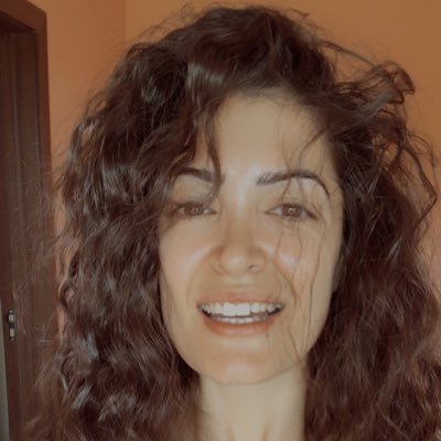 Nutrition&Health Coaching, cats, travel, love, seaside & wine