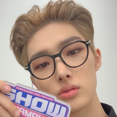 ateeztiny's profile picture. 