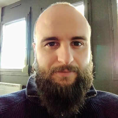 Lead developper Backend at Apollo and i make games with Unity