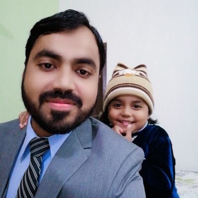 اپنے من میں ڈوب کر پا جا سراغ زندگی
تو اگر میرا نہیں بنتا نہ بن اپنا تو بن