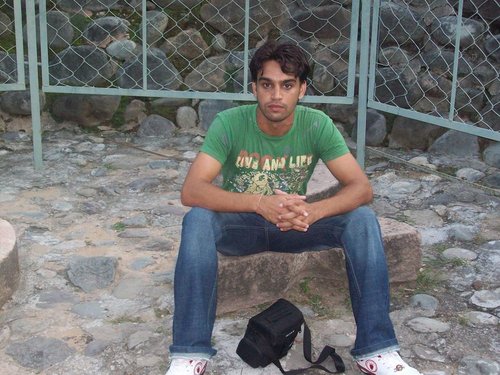 karanchadhry's profile picture. 