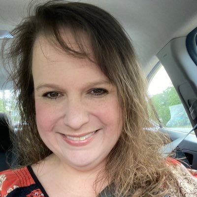 leaderteacher20's profile picture. Marketing teacher, Chancellor Charger, Christian, Mom, sports lover

IG📸: @futureleaderteacher