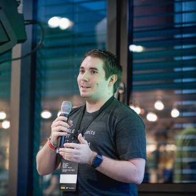 mrhaitec's profile picture.  Freelance Full-Stack Software Magician 🧙‍♀️
#ceo #swift #kotlin #compose #gaming #iot #infosec #bahnhofsfoto