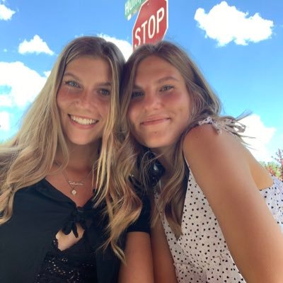 ainsleyythomas's profile picture. 