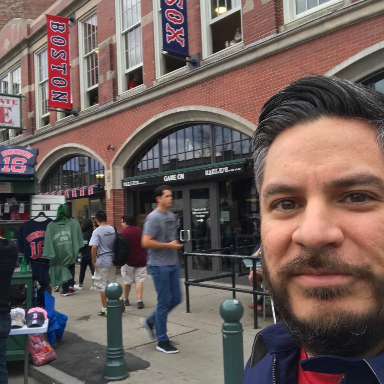 jerryramos0's profile picture. Give me live music n cheap beer, and it's all good... Oh yeah, Football too.