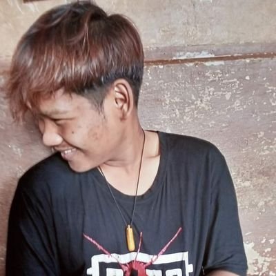 DanilJr19's profile picture. bacot!