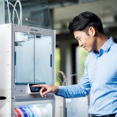 Beckatt Solutions is a Chicagoland-based distribution company focusing on 3D printing products and services. Other offices include Phoenix, Las Vegas & MN.